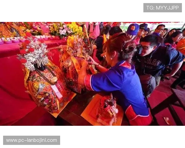 多宝真人的信仰故事:多宝真人在民间祭祀中的角色与信仰实践全面解读 多宝真人的信仰故事:多宝真人在民间祭祀中的角色与信仰实践全面解读